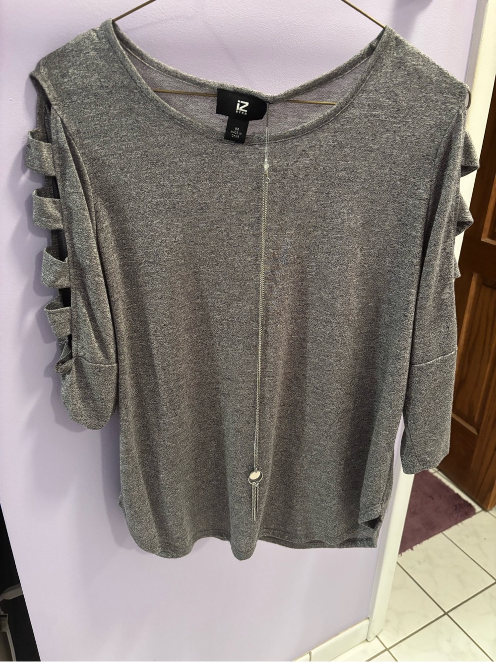 iZ Byer Women’s Gray 3/4 cut out sleeve blouse Medium